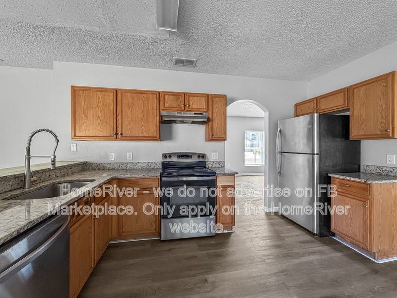 503 Hummingbird Ct - Photo 5 of 21