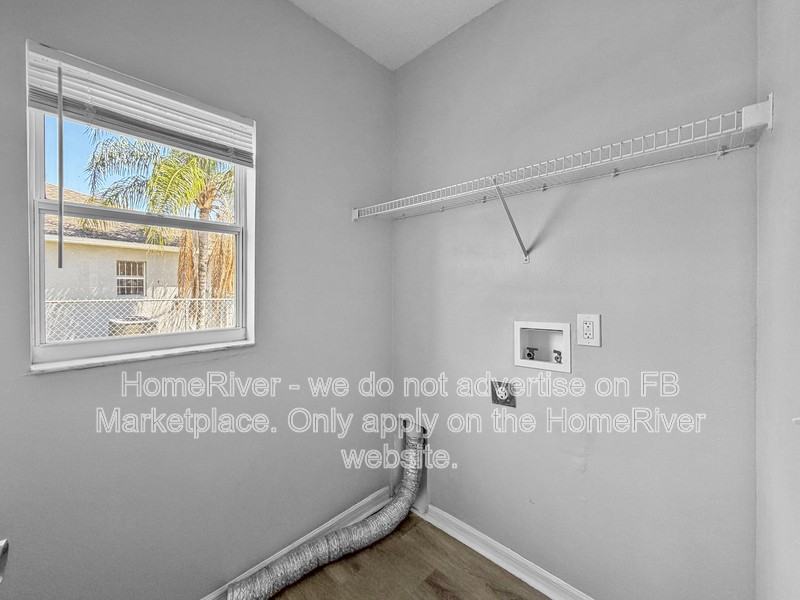 503 Hummingbird Ct - Photo 6 of 21