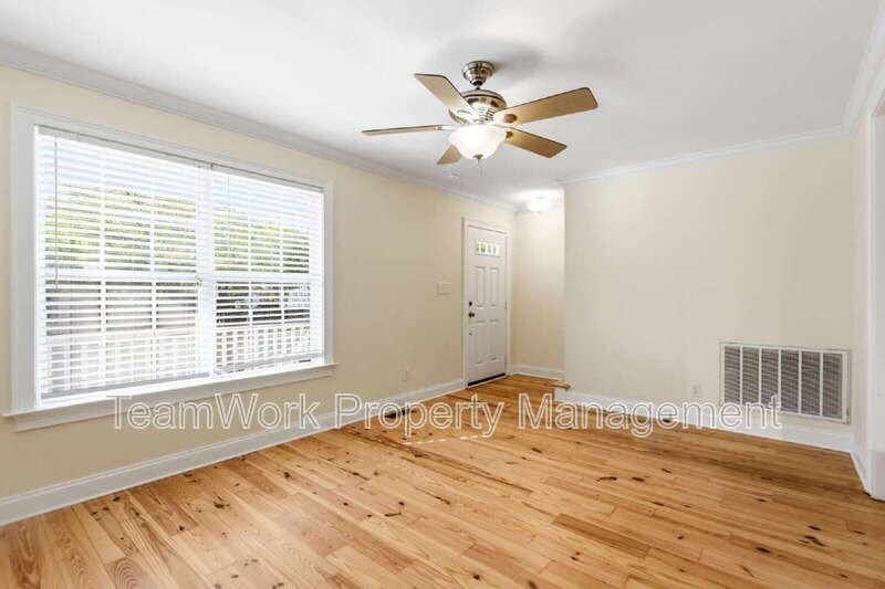 1124 5th Ave - Photo 5 of 29