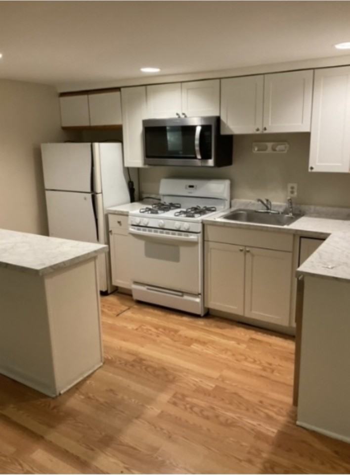 2801 N Calvert St #1BS - Photo 6 of 8