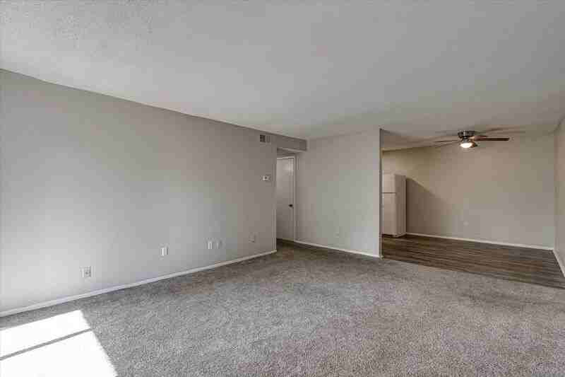 302 Dunlap Ave #4 - Photo 6 of 19