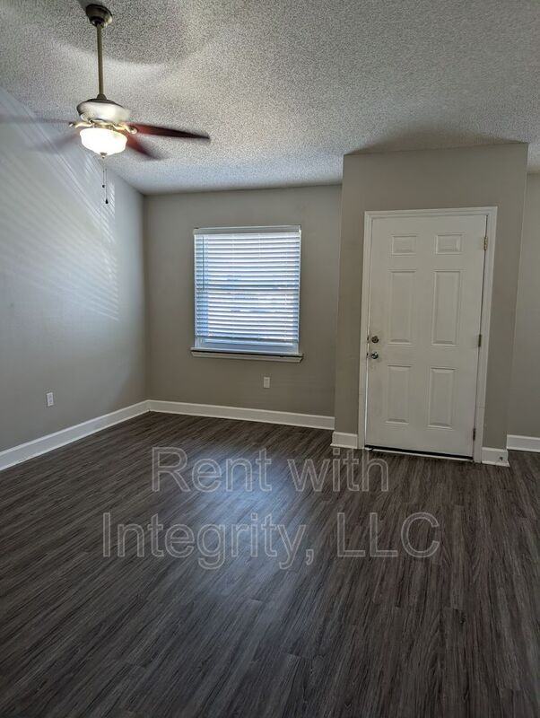 447 Cactus St - Photo 3 of 16