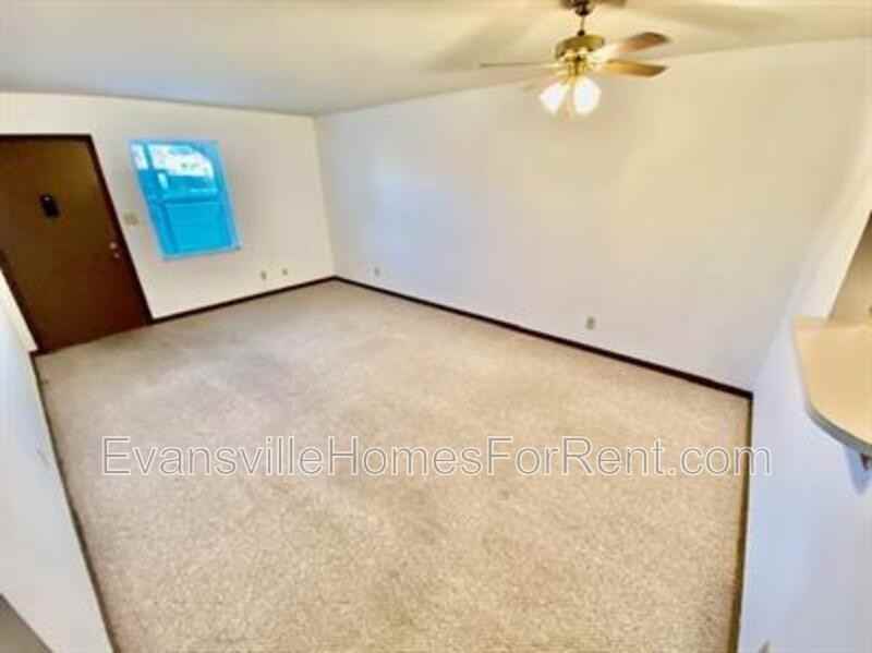 2300 W Iowa St - Photo 3 of 7