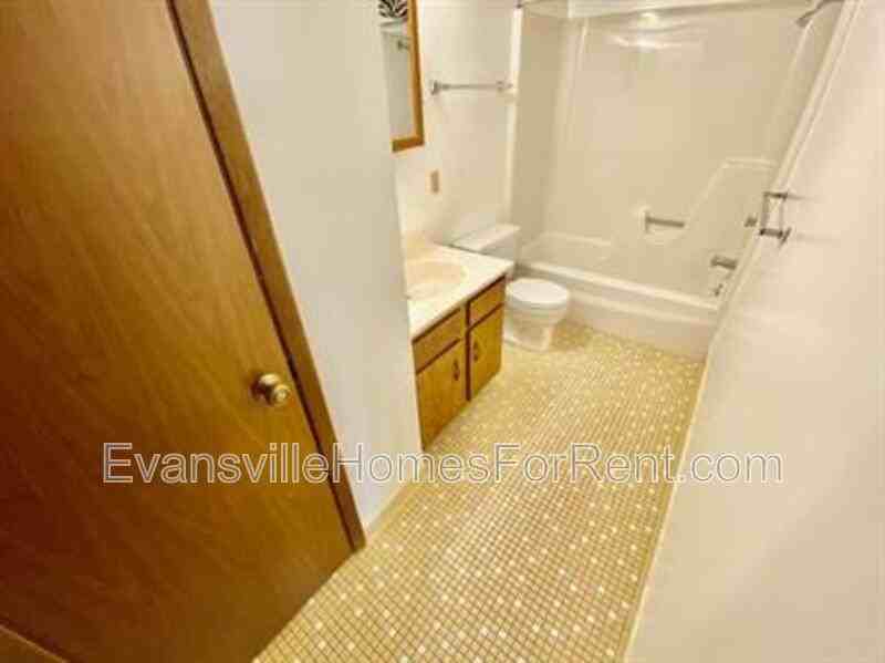 2300 W Iowa St - Photo 7 of 7