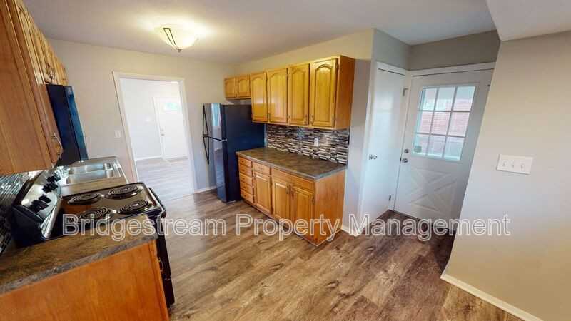 217 Whispering Dr - Photo 6 of 10