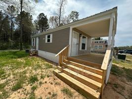featured image of 127 Loblolly Ln