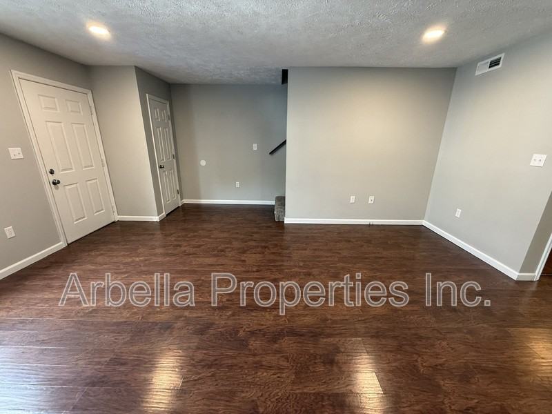 2637 Highwayw #13 - Photo 4 of 22