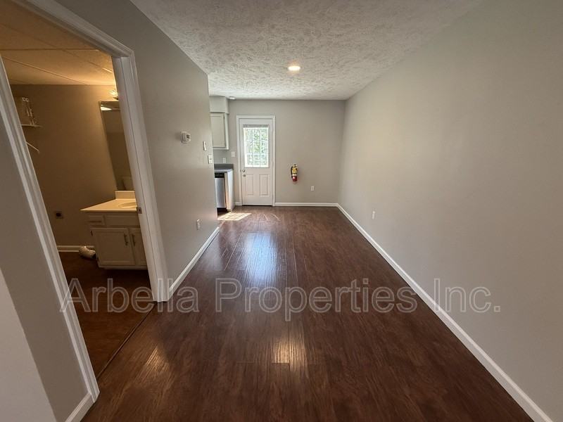 2637 Highwayw #13 - Photo 5 of 22