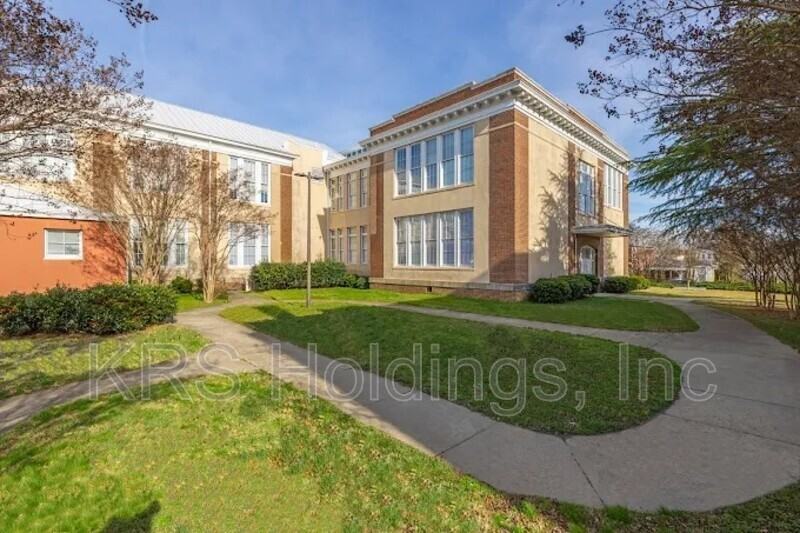 Manchester Grand Apartments For Ages 55+ - Photo 2 of 23