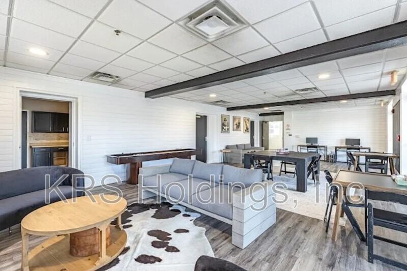 Manchester Grand Apartments For Ages 55+ - Photo 6 of 23