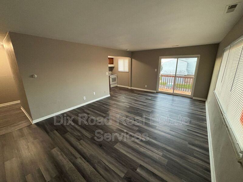 413 Sycamore Rd #F4 - Photo 7 of 24