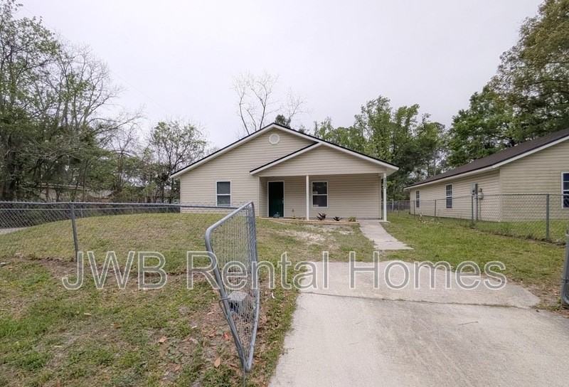 5202 Potomac Ave - Photo 2 of 24