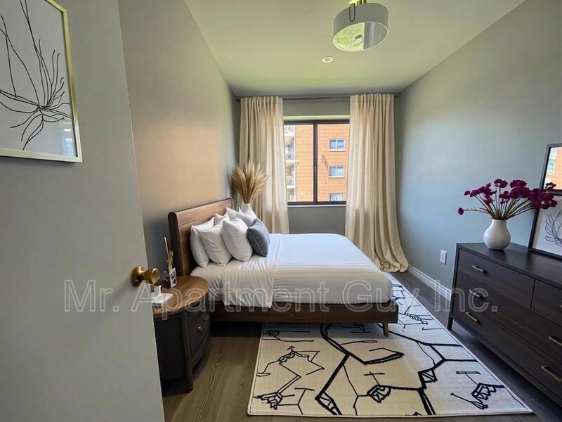 50 Mohawk Rd W #306 - Photo 4 of 12