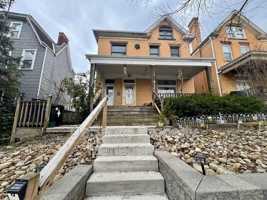 featured image of 111 S Ohio St #2