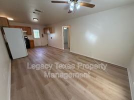 featured image of 701 Miracle Ln #H