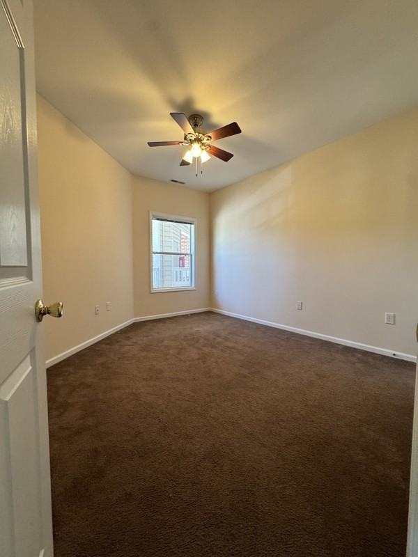 1109 Turtle Creek Rd #H - Photo 6 of 32