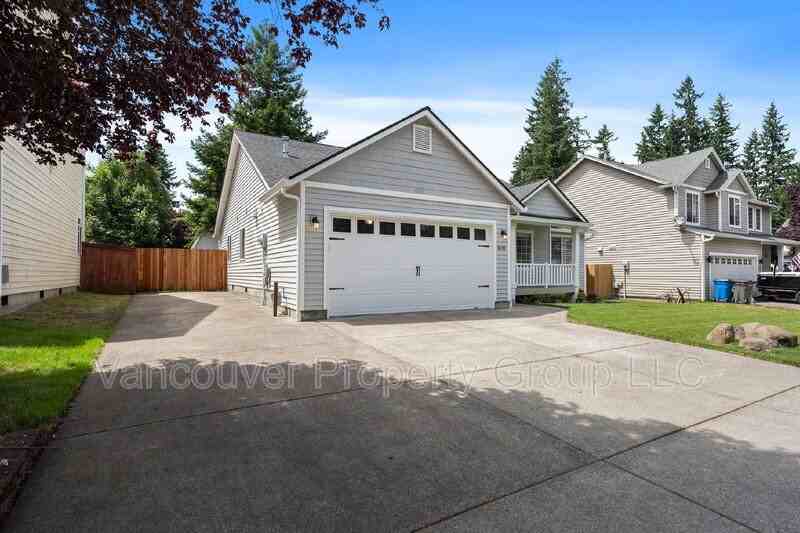 3106 Ne 183rd Pl - Photo 2 of 29