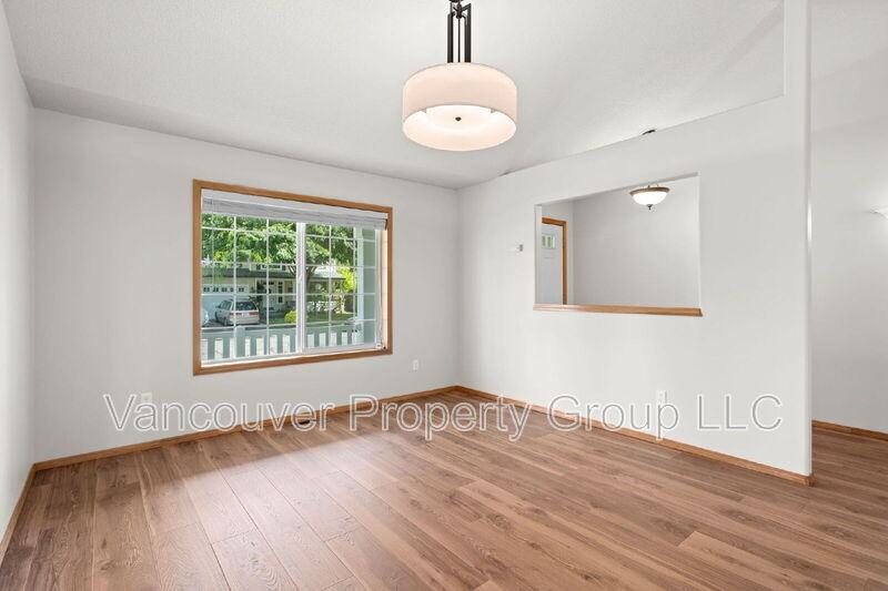 3106 Ne 183rd Pl - Photo 7 of 29