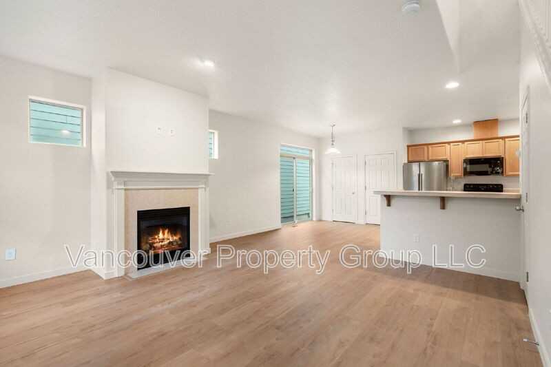 2713 Ne 87th Ave - Photo 4 of 27