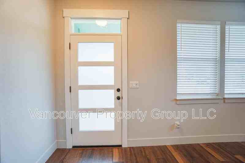 2940 Nw 16th St - Photo 3 of 38