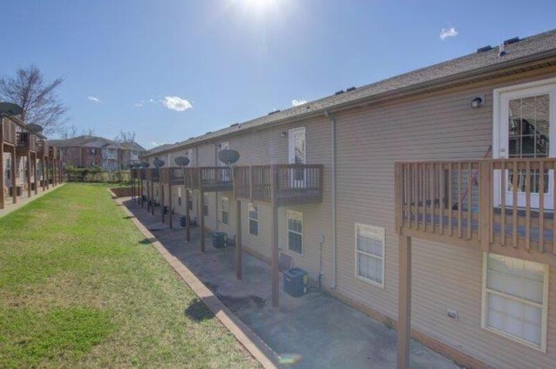 1718 #H - Photo 2 of 2