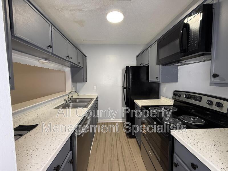 1307 Cactus Ave #6D - Photo 4 of 9