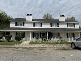 featured image of 1307 Cactus Ave #5B