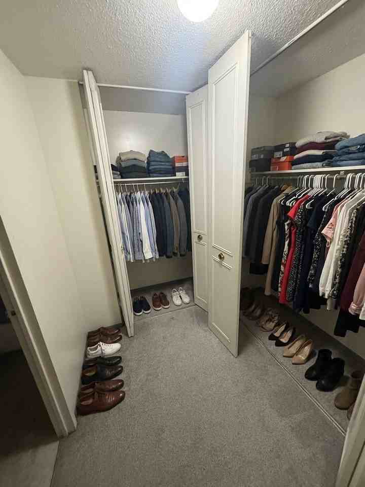 600 E 8th St - Photo 6 of 38