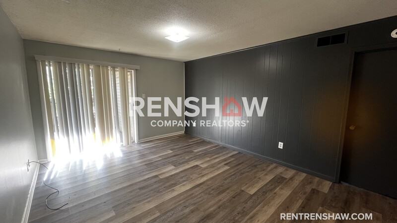 5352 Stage Rd - Photo 2 of 11