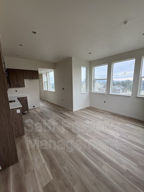 1520 N Bryant St #2