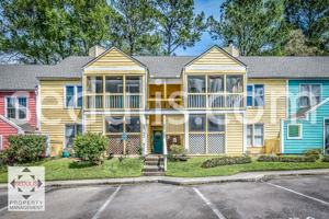 featured image of 903 Peacock Pl