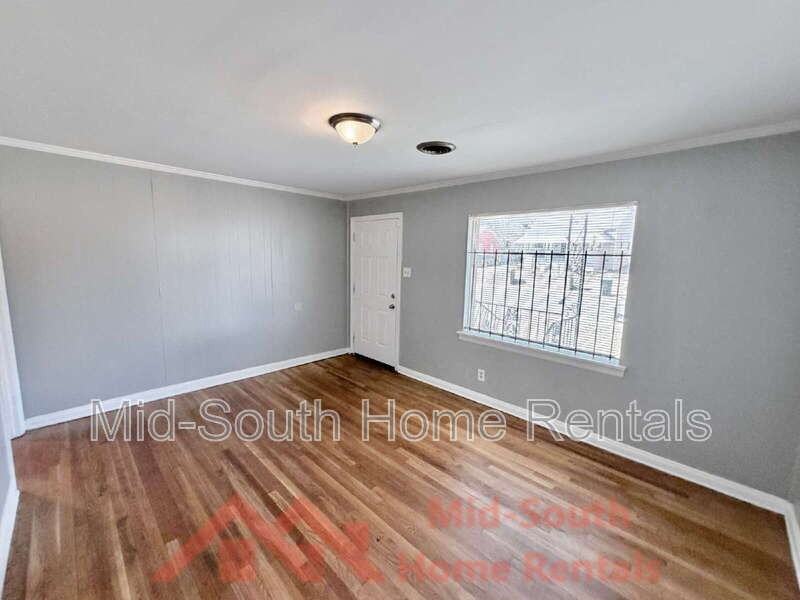 2054 Benford St - Photo 3 of 22
