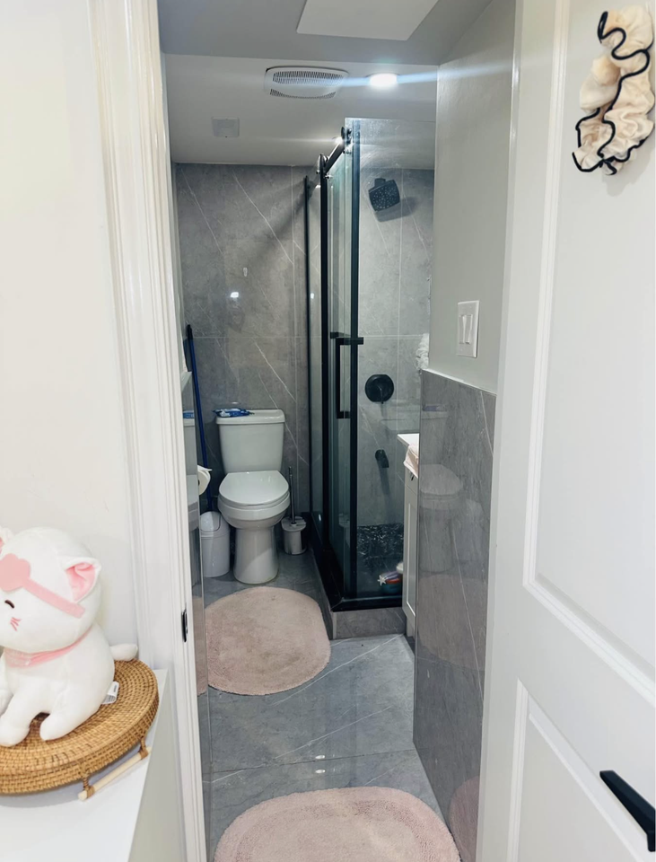 Ulster St & Borden St - Photo 4 of 8