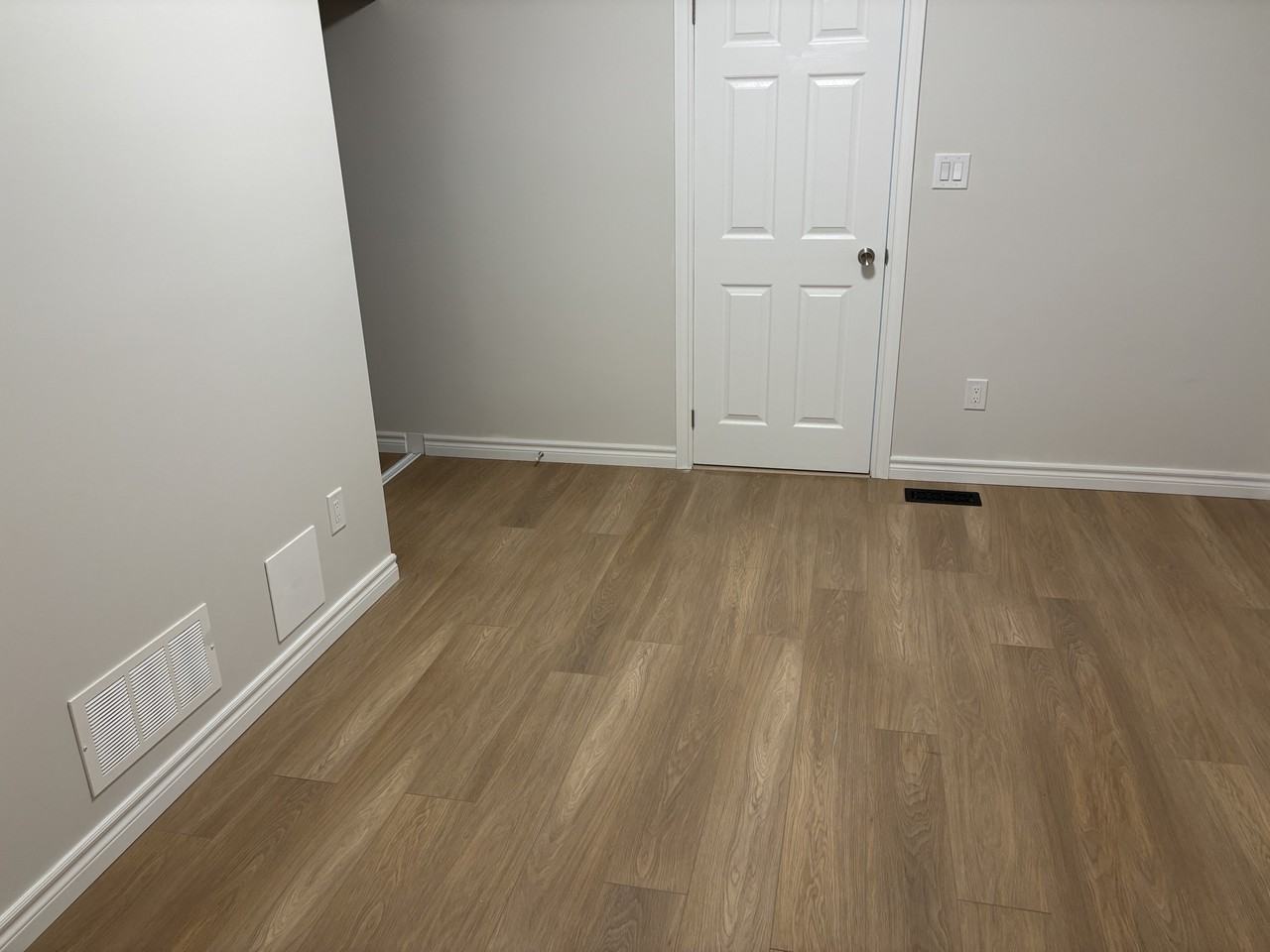 Palmerston Blvd & College St - Photo 4 of 7