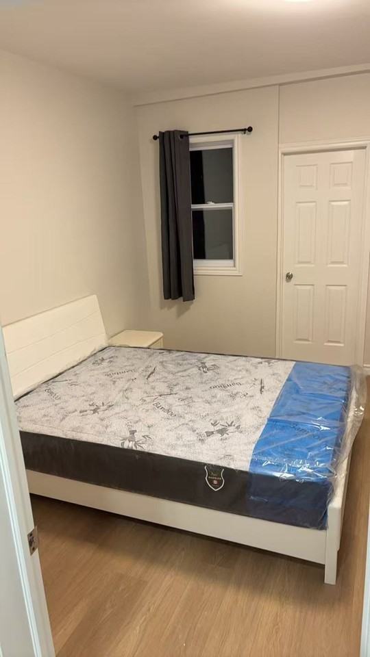 Palmerston Blvd & College St - Photo 7 of 7