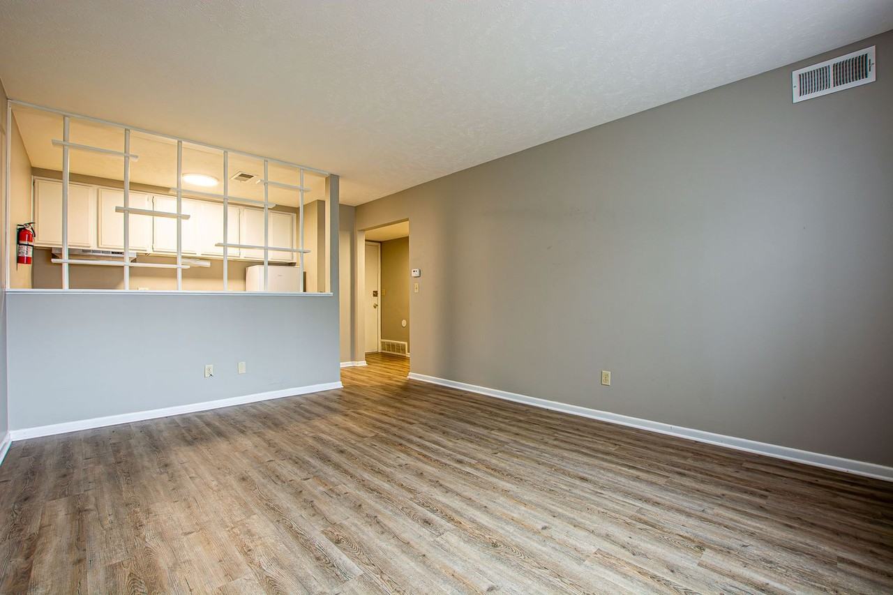 Kelli Gene Apartments, 1308 North 40th Street - Photo 4 of 25