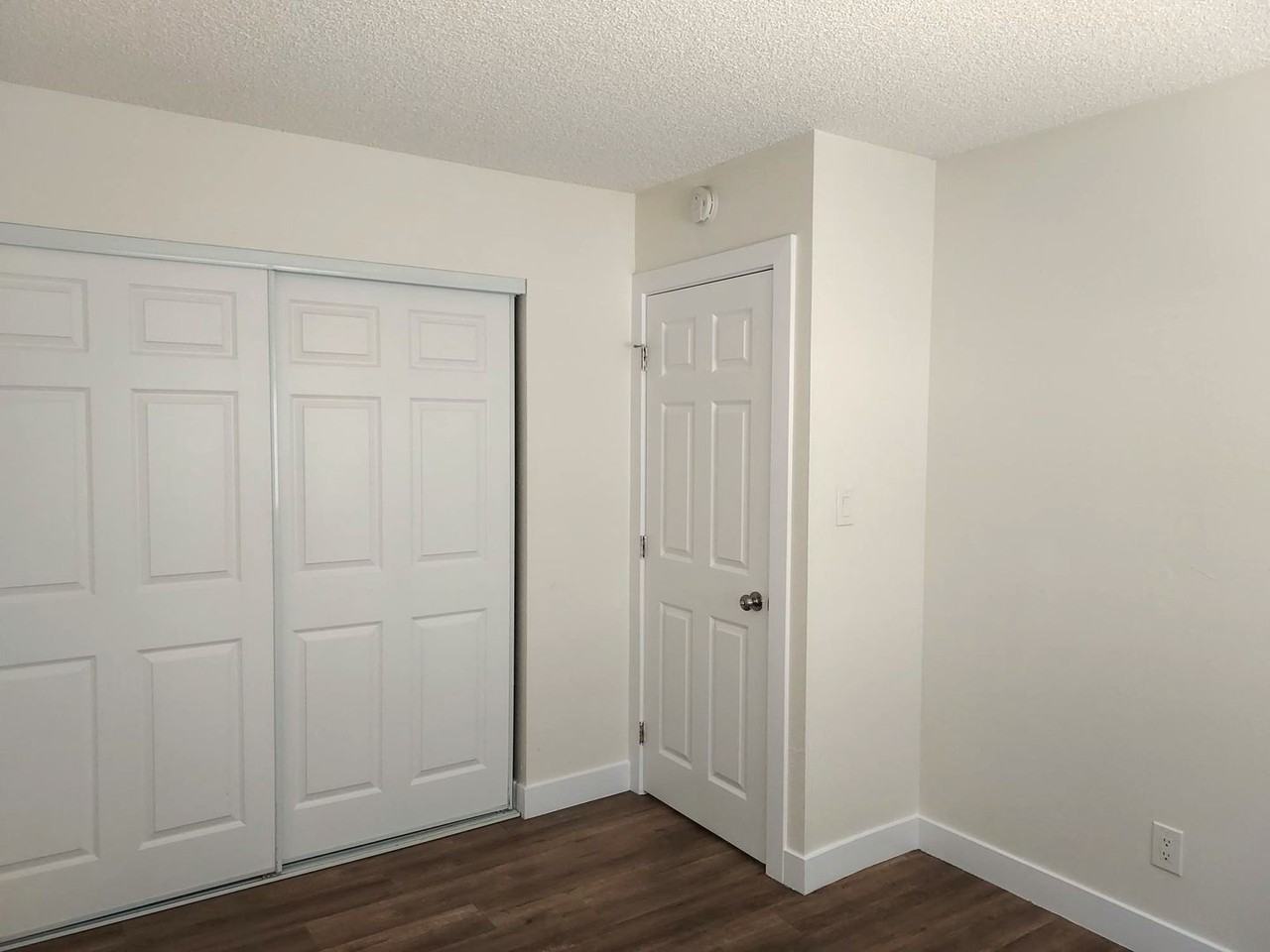 Villa Hermosa Apartments - Photo 5 of 10