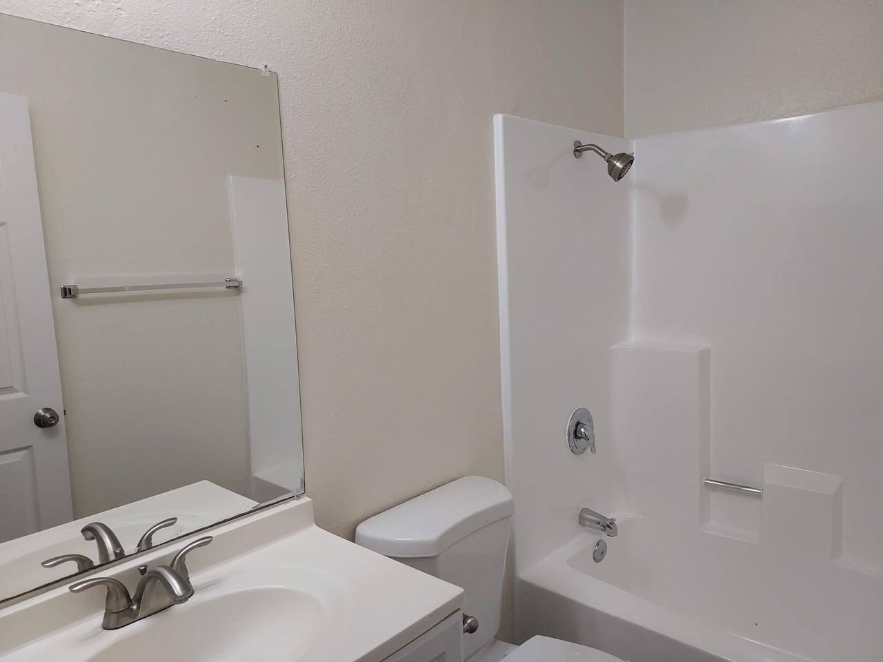 Villa Hermosa Apartments - Photo 6 of 10