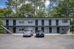 Aria - 2862 W. 1st St. #6 - Photo 1 of 1