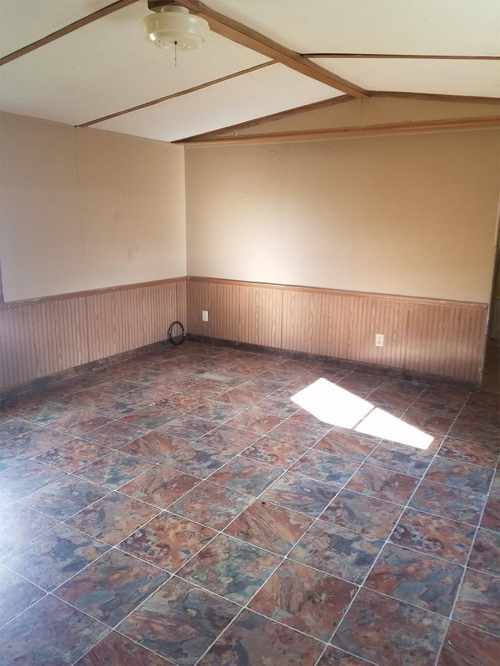 Forest Hills Community - Photo 2 of 9