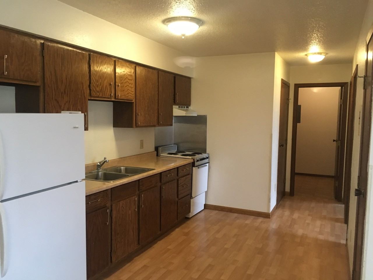 Rugby ND - Photo 7 of 34