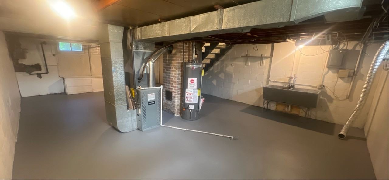 OAK BLUFF PLACE - Photo 7 of 10