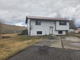 featured image of 207 W Rosebud Ave