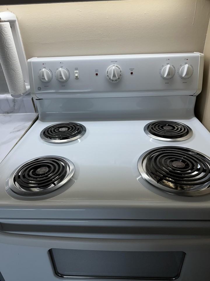 120 Kindred Avenue - Photo 7 of 26