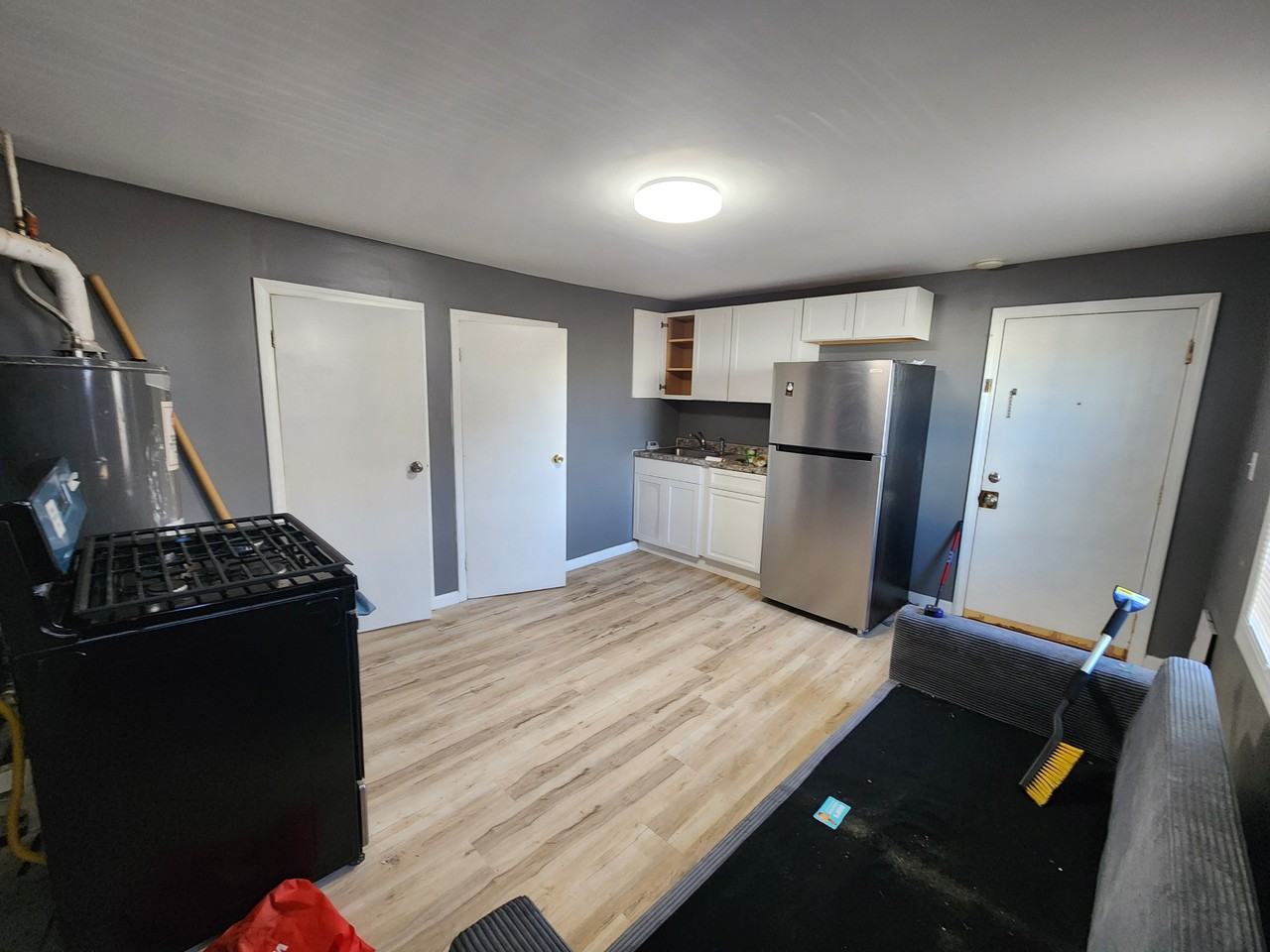 5 Smith St. (aka 847 Elizabeth Ave) Elizabeth (Rent Control) - Photo 2 of 4