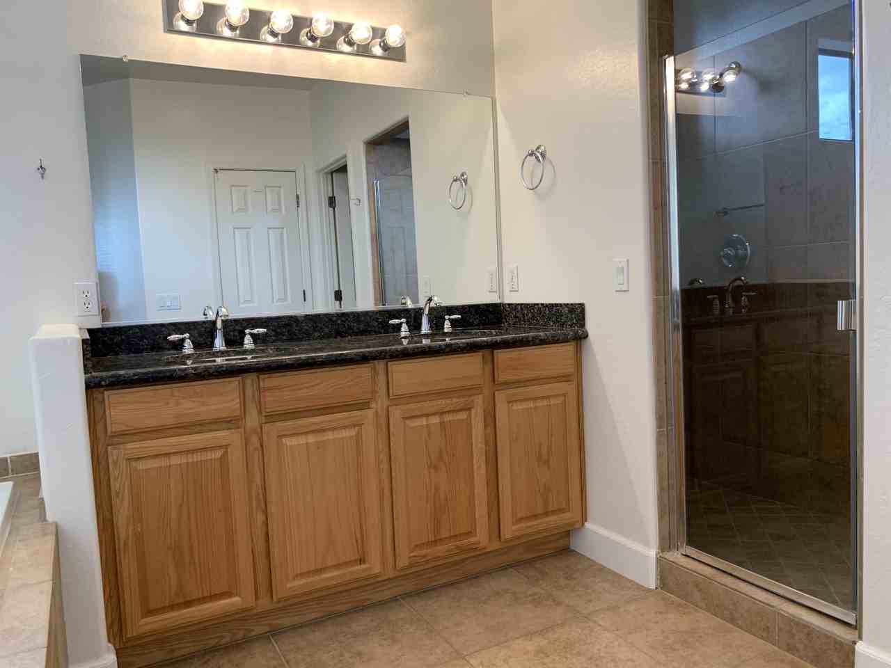 13616 N Hamilton Drive - Photo 7 of 16