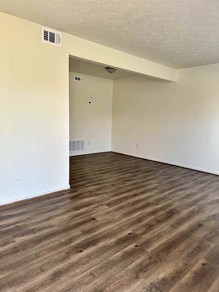 2014 E. Pembroke Ave - Photo 2 of 25