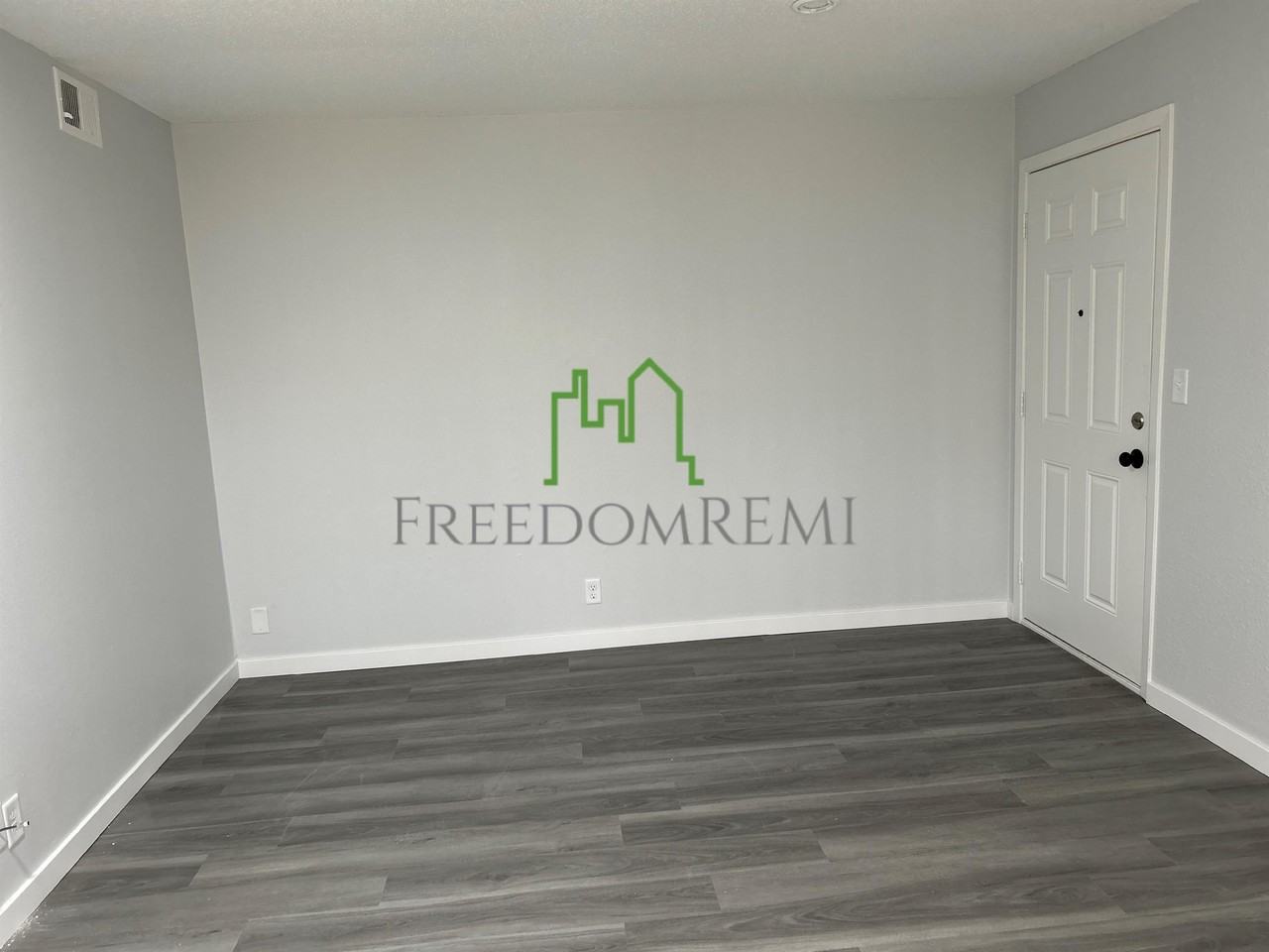 Medallion Apartments - Photo 2 of 20