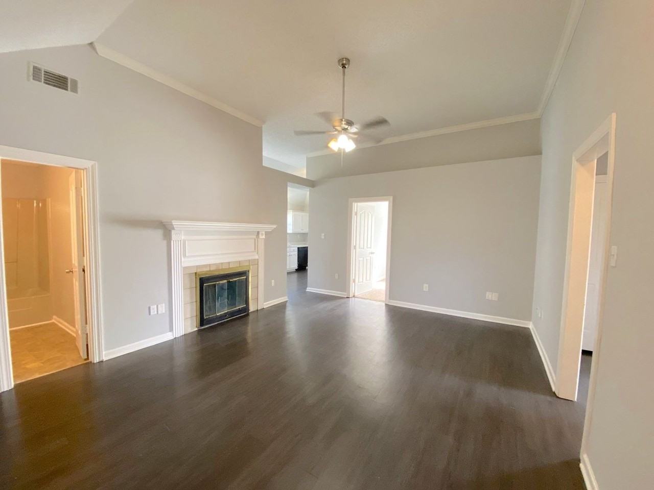 2794 Laura Cir E - Photo 2 of 16