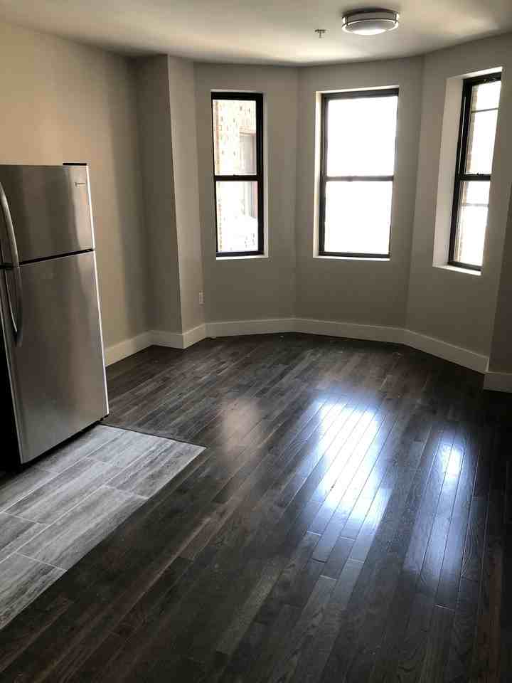 5101 n 12th st - Photo 7 of 14